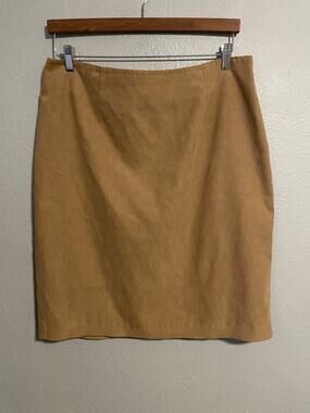 Chicos Skirt Womens 2.5 US 14 Beige Microfiber Pencil Knee Length Lined Workwear